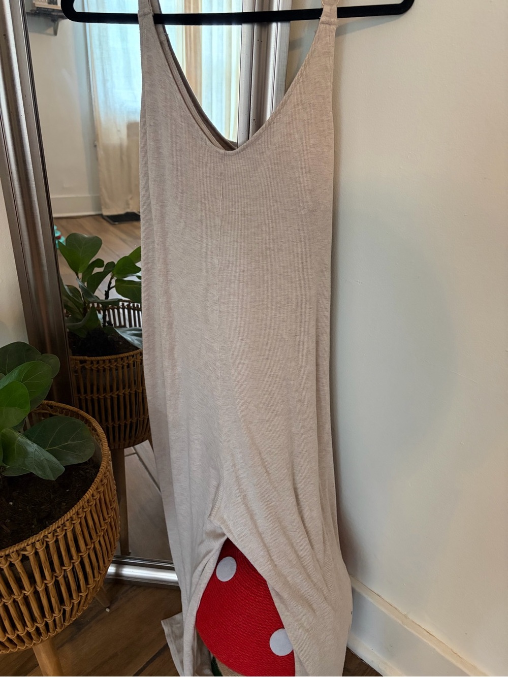 Women's Beige Lightweight Soft Lounge Jumpsuit Relaxed Fit Size M